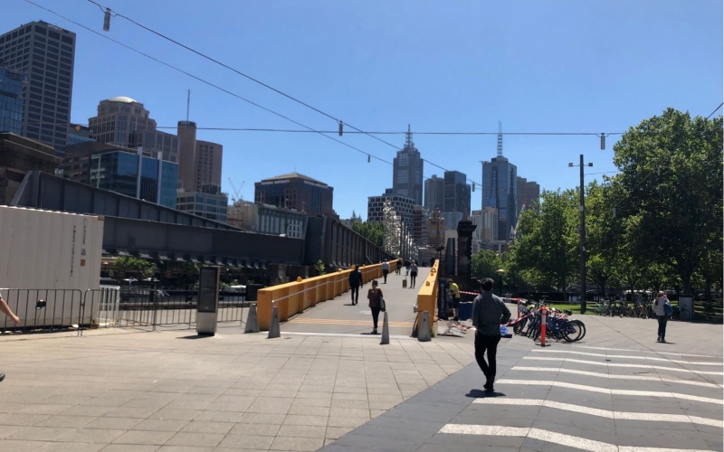 Flinders street pedestrian bridge