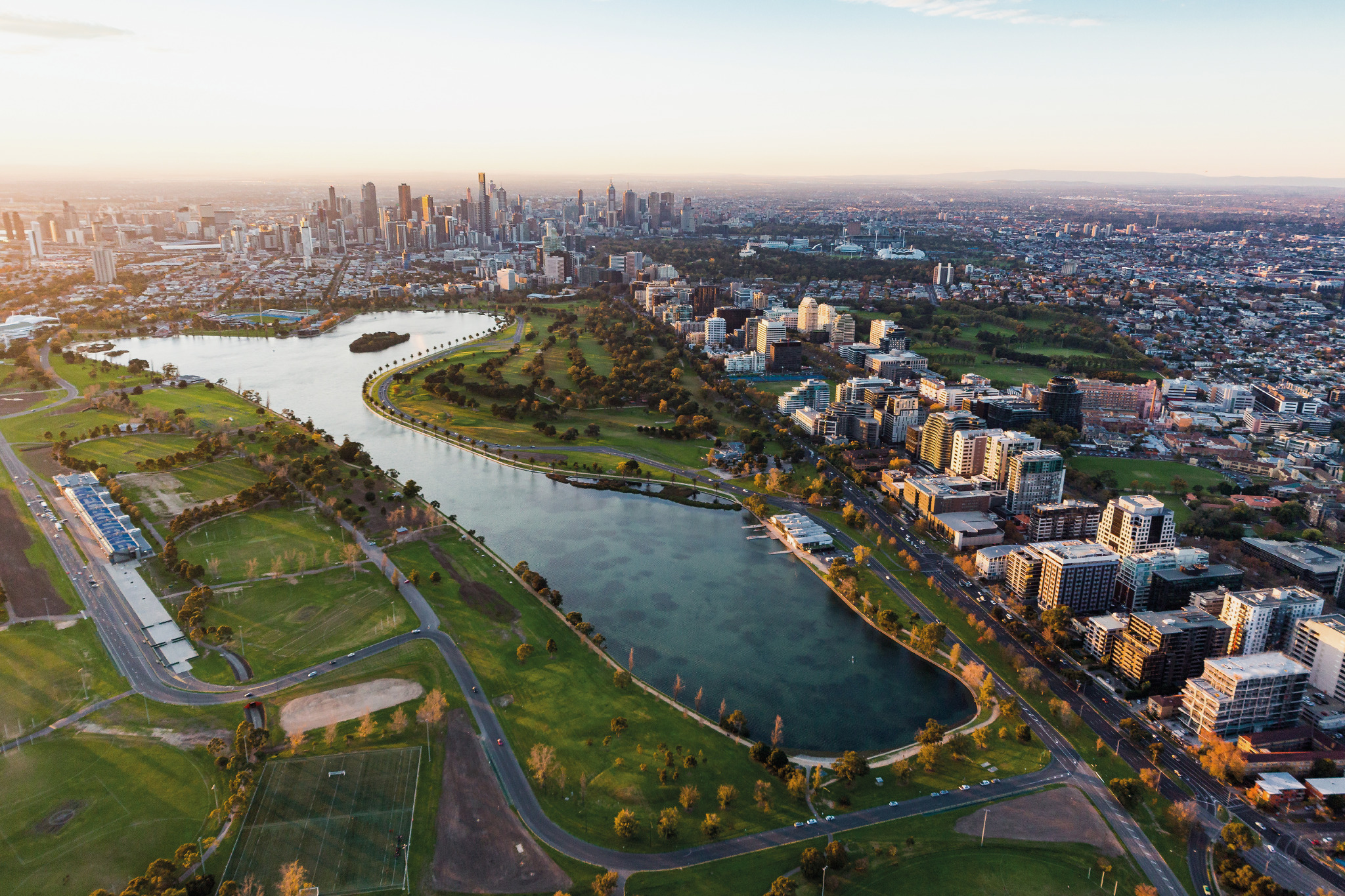 Albert_Park_Lake_Melbourne Crest Property Investments