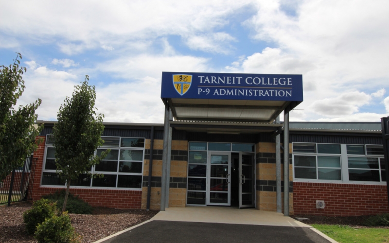 Tarneit_P_9_College