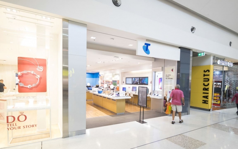 Westfield Shopping Centre in Airport West has many retailers to choose from. Credit image: https://www.westfield.com.au/airportwest/store