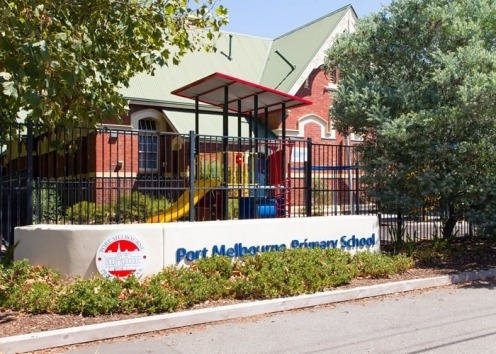 Port Melbourne Primary School Crest Property Investments   Pmps Front Sign 496x354 