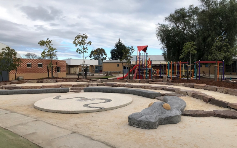 Lara Lake Primary School. Credit image: https://www.facebook.com/LaraLakePrimarySchool/photos