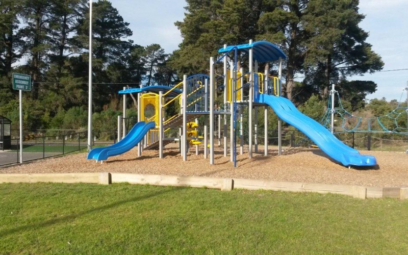 Holm Park Recreation Reserve playground. Credit image: https://beaconsfield.org.au/