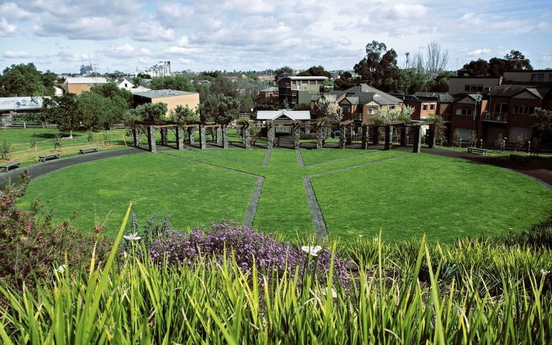 Women's Peace Park. Credit image: http://marriagescelebrant.com/3031kensington.php