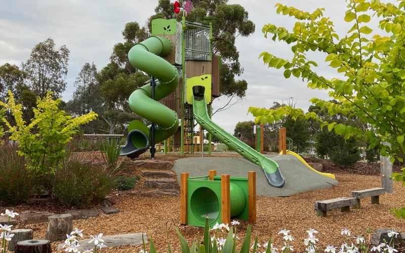 Green Gully Reserve playground. Credit image: https://www.facebook.com/MelbournePlaygrounds