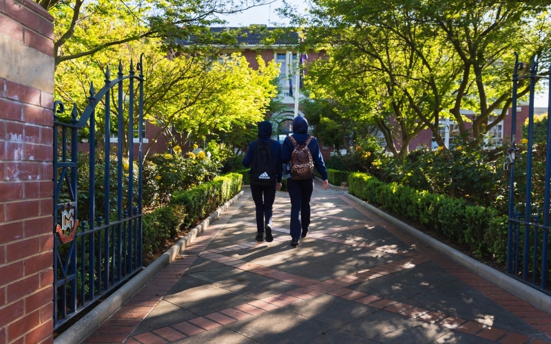 Dandenong High School. Credit image: https://www.dandenong-hs.vic.edu.au/