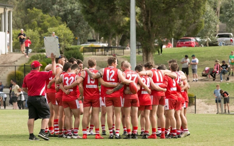 Warrandyte Football Club. Credit image: https://www.facebook.com/WarrandyteFC/photos