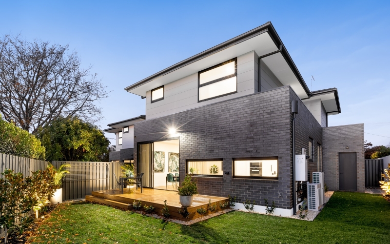 Balwyn North has become quite an affluent area with some stunning homes.