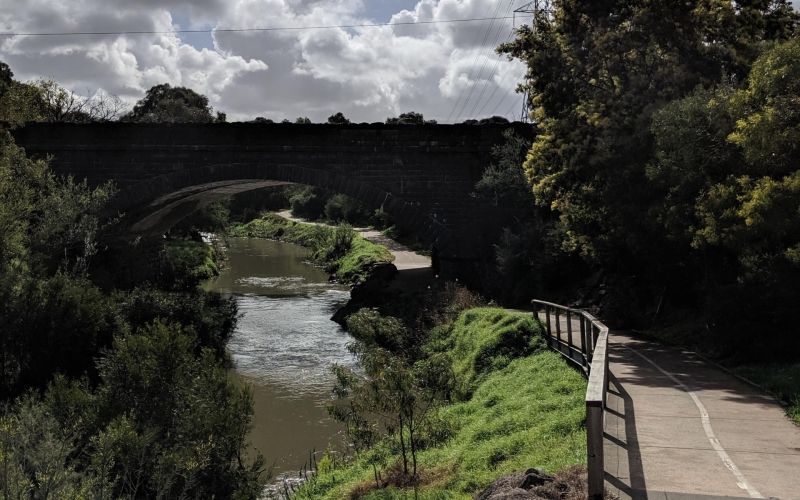 Merri Creek Trail. Credit image: https://www.reddit.com/r/melbourne/comments/cosd9x