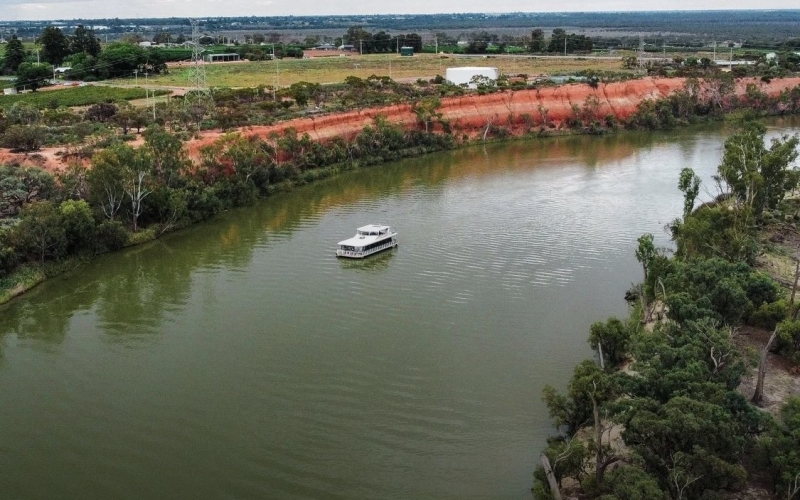 The famous Murray River. Credit image: https://www.instagram.com/p/Ces7o60Ot2z/ (@ouradventerousday)