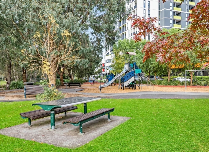 There are a variety of small outdoor playgrounds for the kids