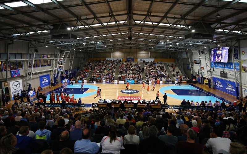 Dandenong Stadium. Credit image: https://www.facebook.com/dandenongstadium/photos