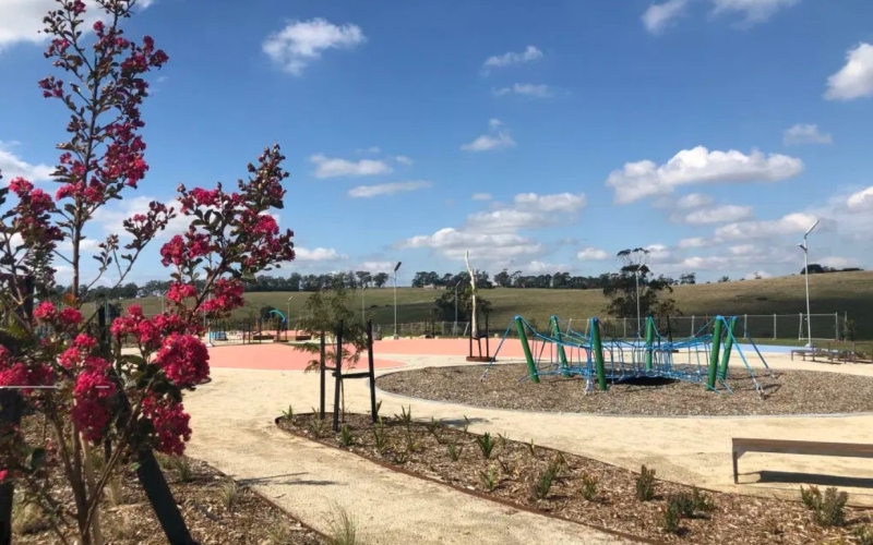 Ferntree Ridge Playground. Credit image: https://ferntreeridge.com/