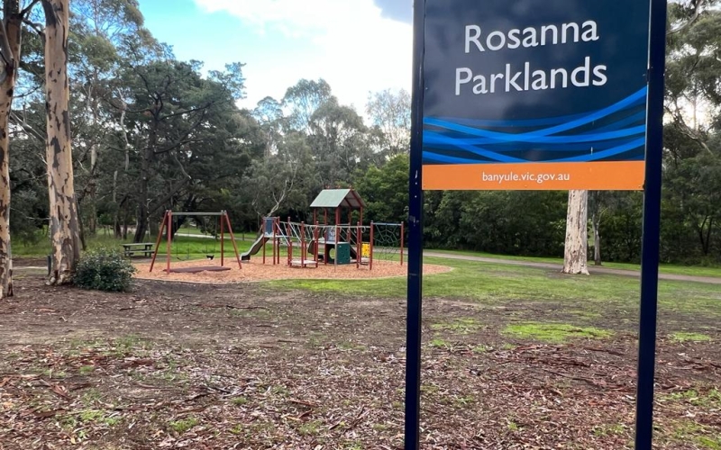 Rosanna Parklands is used for walking, jogging, cycling, dog off lead areas and picnicking.