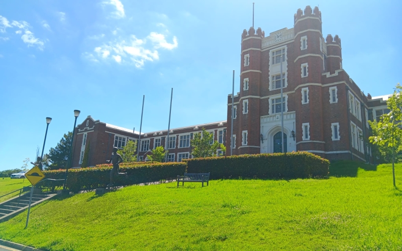 Melbourne High School is one of the best boy schools in Australia.