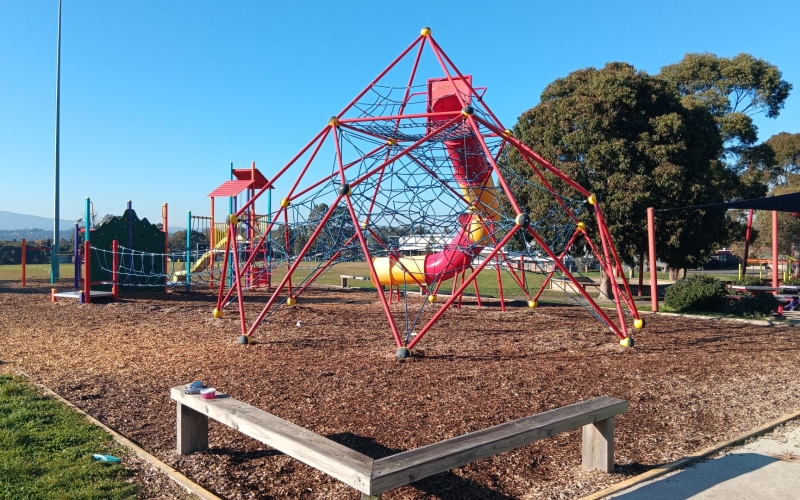 There are a few playgrounds spread around Vermont South.