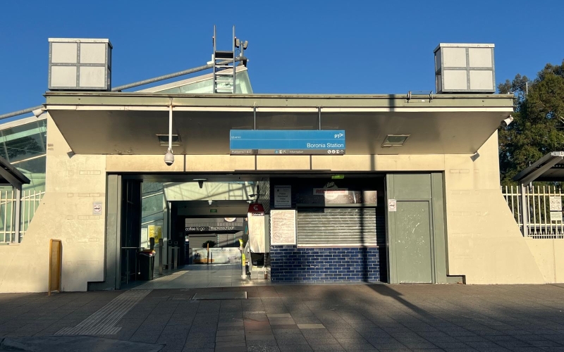 Boronia Train Station commutes to the CBD via the Belgrave Line.