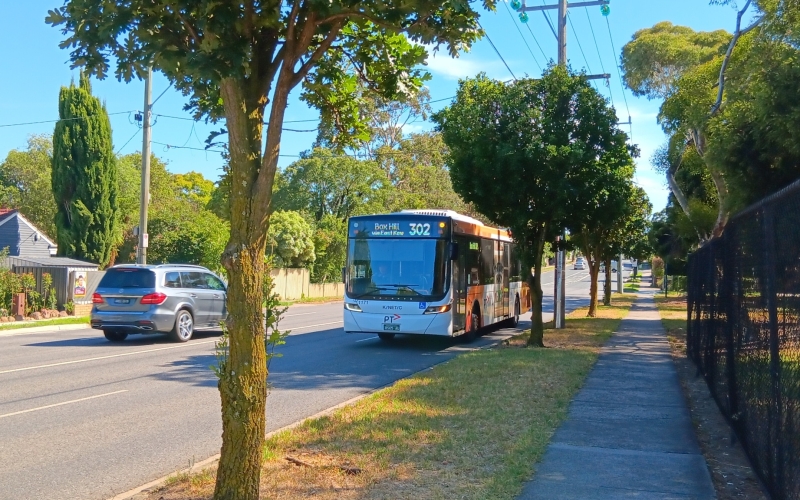 Box Hill North is well-connected by public transport and is just a short distance from Box Hill Train Station.